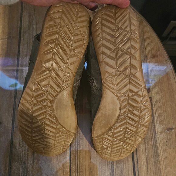 NEW Miz Mooz Wide Width Leather Rutched Sandals - Flaire - Picture 4 of 4